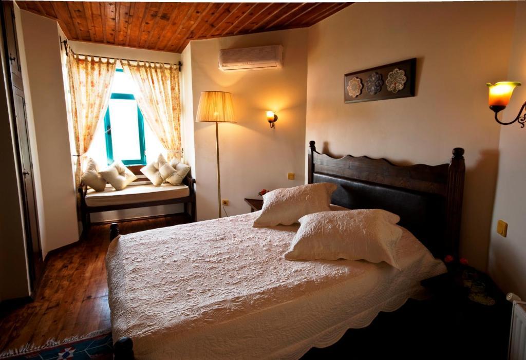 Pinecone Boutique Hotel Ayvacik Room photo