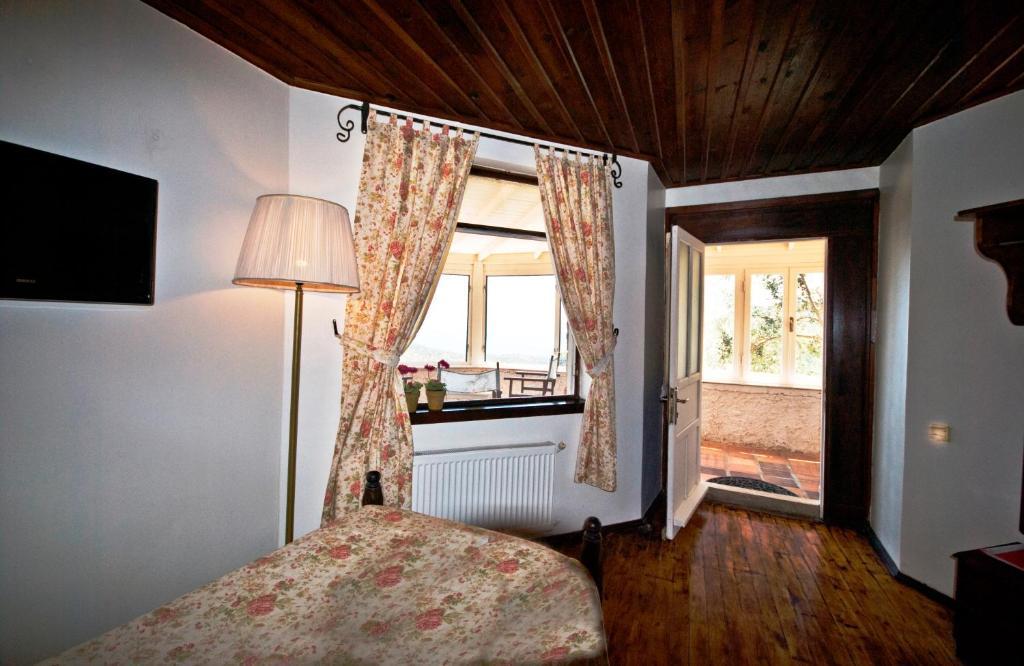 Pinecone Boutique Hotel Ayvacik Room photo